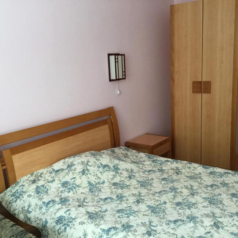 Hostel Edem Bishkek Tokoldosh Εξωτερικό φωτογραφία
